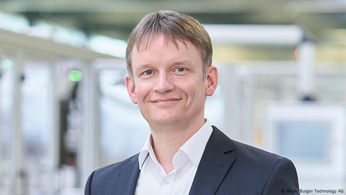 Porträtbild von CEO Gunter Erfurt von Meyer Burger Technology AG