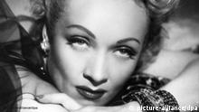ARCHIV - Schauspielerin Marlene Dietrich (undatierte Aufnahme) wird am Berliner Boulevard der Stars den ersten Stern bekommen. Dieser wird während der Berlinale (12. Februar) auf dem Potsdamer Platz erstmals präsentiert. dpa/lbn (zu dpa 0294 vom 05.02.2010) +++(c) dpa - Bildfunk+++