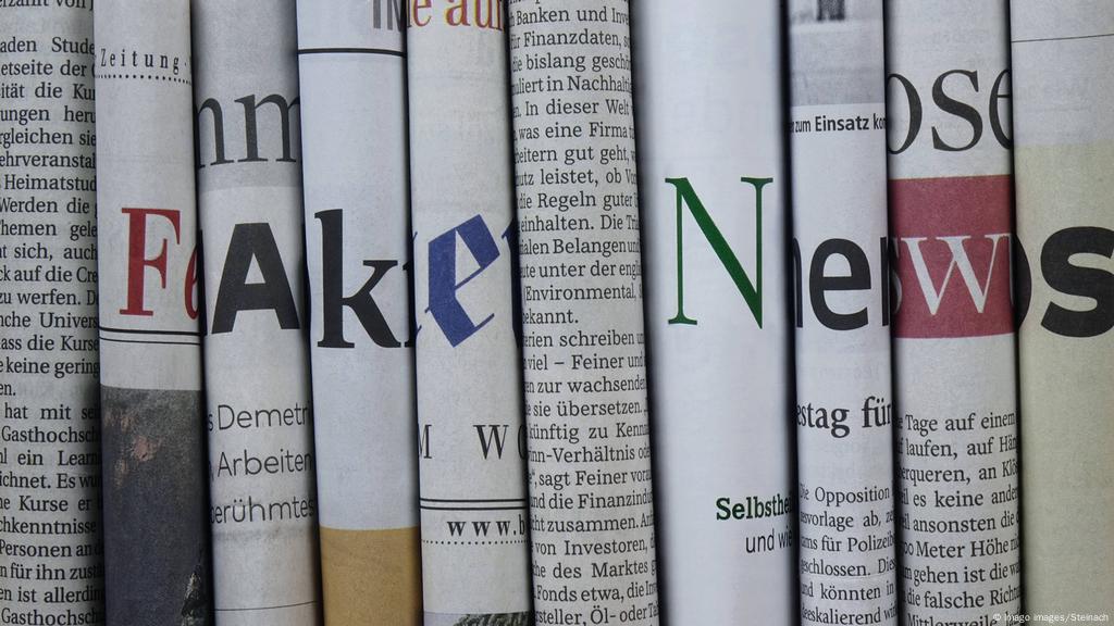 Fake news | News and current affairs from Germany and around the world | DW  | 25.05.2021