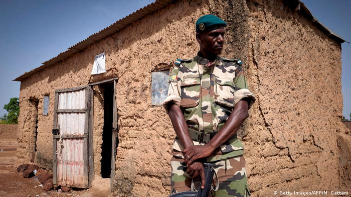 Mali Fana | Soldat | Sicherheit in Mail