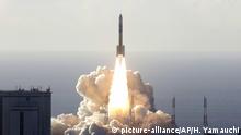 20.07.2020, Japan, Tanegashima Space Center: Eine H-IIA-Rakete mit dem Marsorbiter «Hope» der Vereinigten Arabischen Emirate (VAE) hebt ab. Die VAE haben als erste arabische Nation erfolgreich eine Raumsonde in Richtung Mars geschickt. Foto: Hiroki Yamauchi/Kyodo News/AP/dpa +++ dpa-Bildfunk +++ |