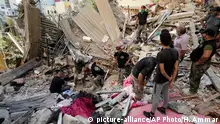 黎巴嫩爆炸之后: 上千伤亡 30万人无家可归 
