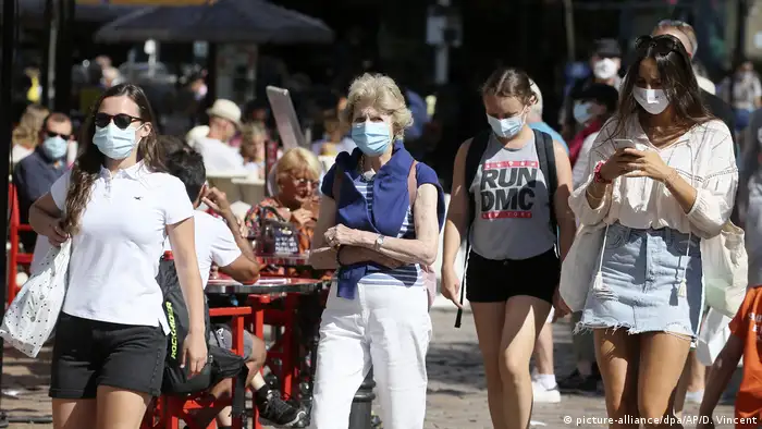 Frankreich Coronavirus - Maskenpflicht im Freien