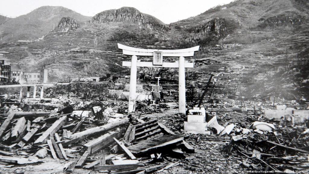 Peristiwa pengeboman hiroshima dan nagasaki