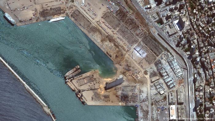 Libanon | Satellitenbild Beirut nach der Explosion (2020 Maxar Technologies/via Reuters)