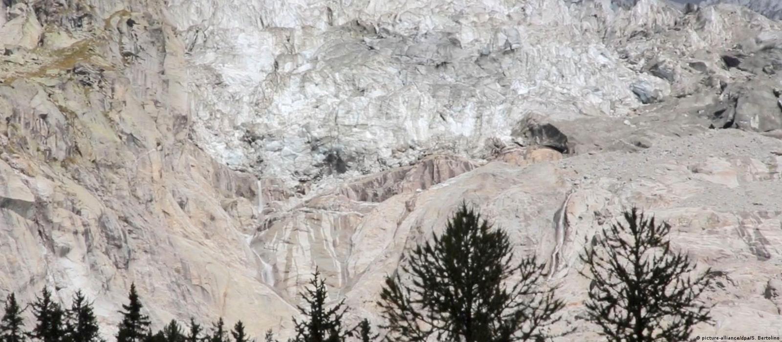 Es esto erosión o un deslizamiento de tierra? : r/geology, image size:1600x700