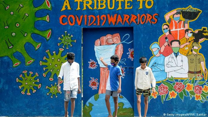 Street Art Coronavirus in Chennai, India
