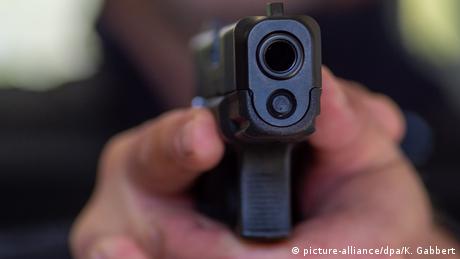 Цените на поръчковите убийства в Европа спадат все повече престъпници