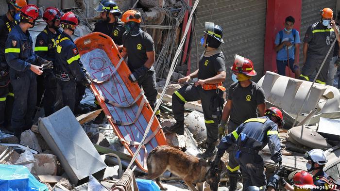 Libanon | Nach der schweren Explosion in Beirut - Rettungseinsatz