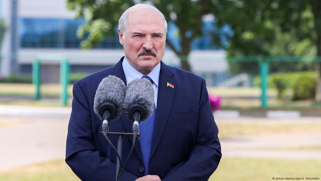 Kommentarij Lukashenko Bolshe Ne Batka Belorusam Kommentarii Obozrevatelej Dw I Priglashennyh Avtorov Dw 12 08 2020