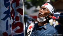 Ministros japoneses visitan el polémico santuario patriótico de Yasukuni 