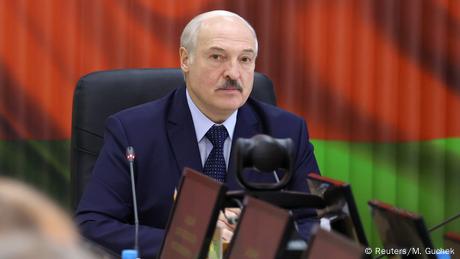 <div>EU sanctions on Belarus go 'beyond symbolic'</div>