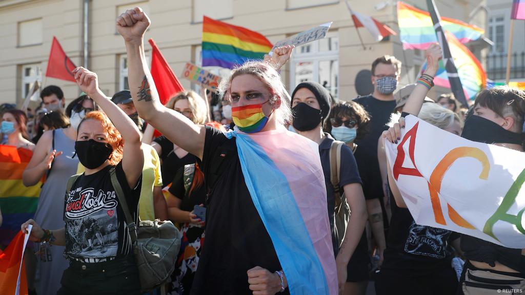 Eu Lawmakers Declare Bloc Lgbt Freedom Zone News Dw 11 03 2021