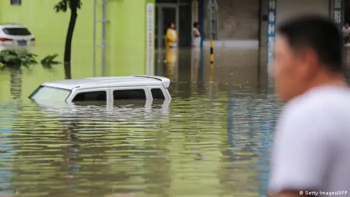 China Hochwasser Flut (Getty Images/AFP)
