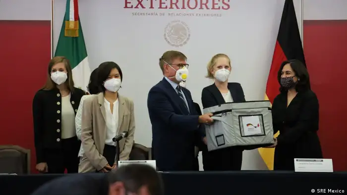 Inicio del viaje de la delegación de expertos en salud de Alemania y la Secretaría de Salud (México).