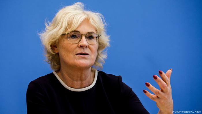 Justizministerin I Christine Lambrecht (Getty Images/C. Koall) Justizministerin I Christine Lambrecht (Getty Images/C. Koall)