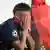 النجم البرازيلي نيمار يذرف دموعه بمرارة بعد خسارة اللقب المنشود في نهائي أبطال أوروبا أمام بايرن ميونخ الألماني