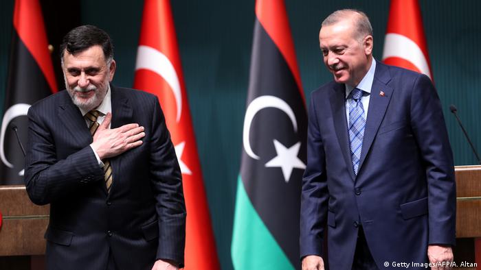 Türkei Libanon Präsident Recep Tayyip Erdogan und Premier Fayez al-Sarra