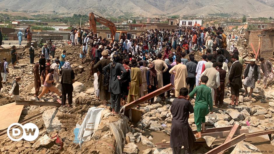 Deadly flooding kills dozens in Afghanistan – DW – 08/26/2020