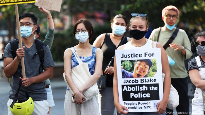 Protesta en Nueva York por el caso de Jacob Blake.