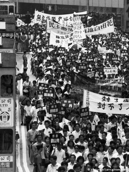 Hongkong Protest anlässlich des Tiananmen-Massakers 1989 Hongkong Protest anlässlich des Tiananmen-Massakers 1989