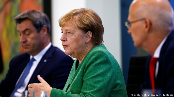 Angela Merkel, Markus Söder, Peter Tschentscher