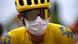 El ciclista colombiano Egan Bernal, con el maillot amarillo, antes de la salida del Tour de Francia 2020. El ciclista colombiano Egan Bernal, con el maillot amarillo, antes de la salida del Tour de Francia 2020.