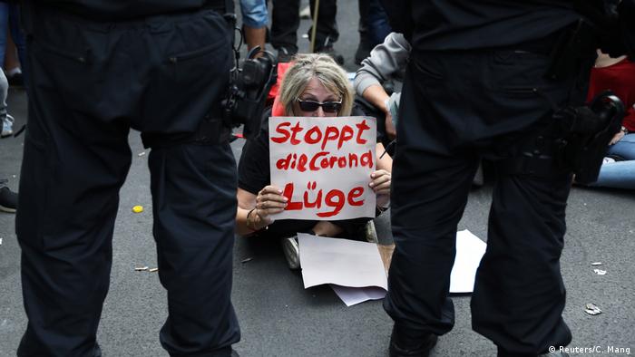 Deutschland Berlin Protest gegen Corona-Maßnahmen