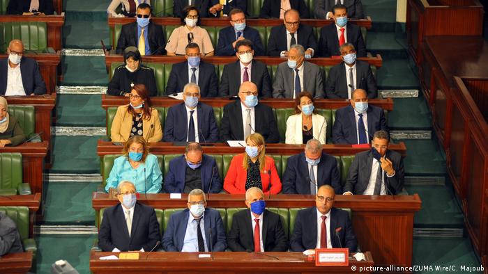 Tunesien Tunis | Neue Regierung im Parlament