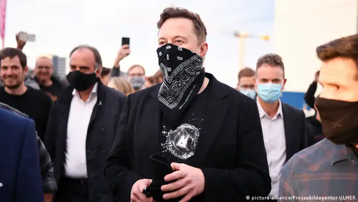 Deutschland Tesla-Chef Elon Musk besucht Biopharma-Unternehmen Curevac