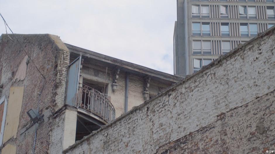 An Urban Safari to the Ugliest Parts of Charleroi DW 09/07/2020