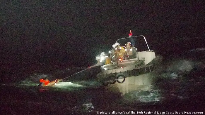 Japan | Verschollenes panamaisches Frachtschiff | Rettung eines Besatzungsmitgliedes