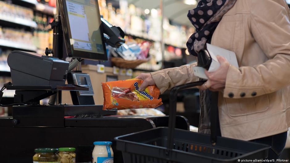 Will Supermarkets In Germany Ever Embrace Self Checkouts Business Economy And Finance News From A German Perspective Dw 11 09 2020