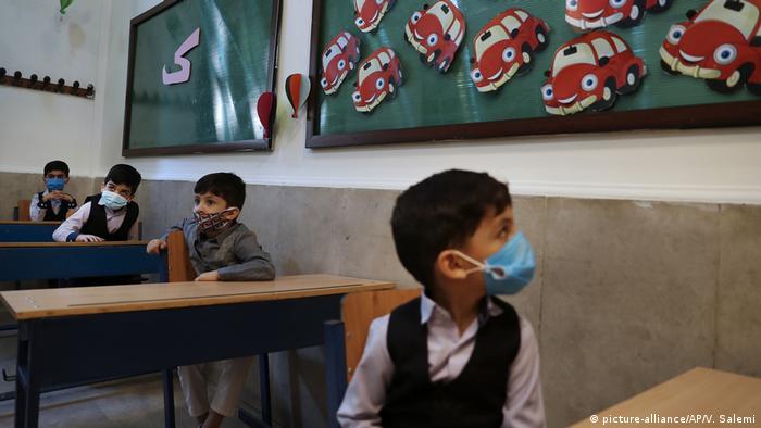Iran I Wiedereröffnung der Schulen