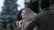 A Minsk, une manifestante venue protester contre l'arrestation de Maria Kolesnikova est interpellée à son tour A Minsk, une manifestante venue protester contre l'arrestation de Maria Kolesnikova est interpellée à son tour
