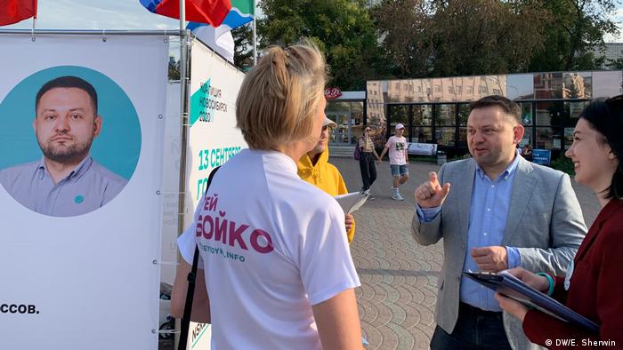 Opposition candidate Sergei Boiko during campaigning ahead of city council elections in Novosibirsk