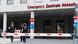 Policjani przed izbą przyjęć berlińskiej kliniki Charite Policjani przed izbą przyjęć berlińskiej kliniki Charite