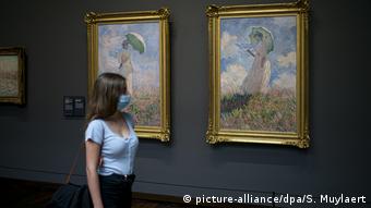 Κλειστά παραμένουν προς το παρόν μουσεία, θέατρα, κινηματογράφοι, καθώς και οι χώροι εστίασης.