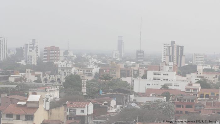 El humo llega a la ciudad de Santa Cruz