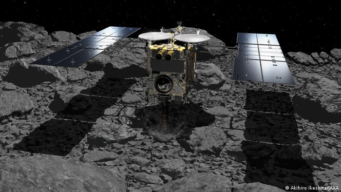Зонд ″Хаябуса-2″ зібрав з астероїда Рюгу більше матеріалів, ніж очікувалося  | Новини - актуальні повідомлення про події в світі | DW | 15.12.2020