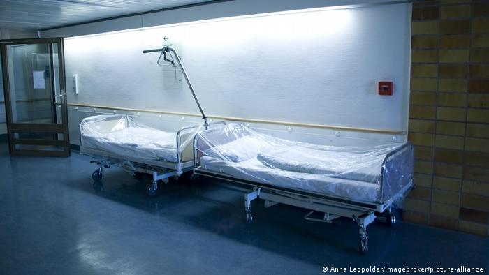 Krankenhausbett im Berliner Krankenhaus