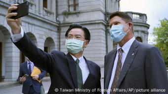 US-Diplomat Keith Krach in Taiwan | Außeninister Joseph Wu