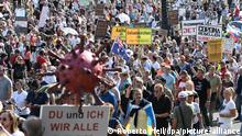 У Дюссельдорфі відбулася демонстрація проти коронавірусних обмежень