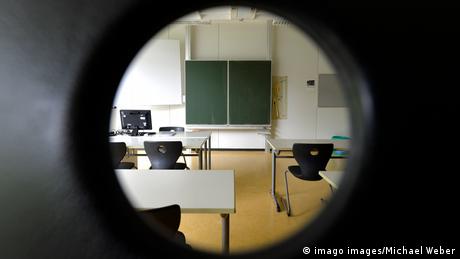 Γερμανία: 300.0000 μαθητές σε καραντίνα