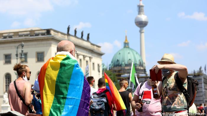 Deutschland Berlin | Pride Demo | Demoteilnehmer