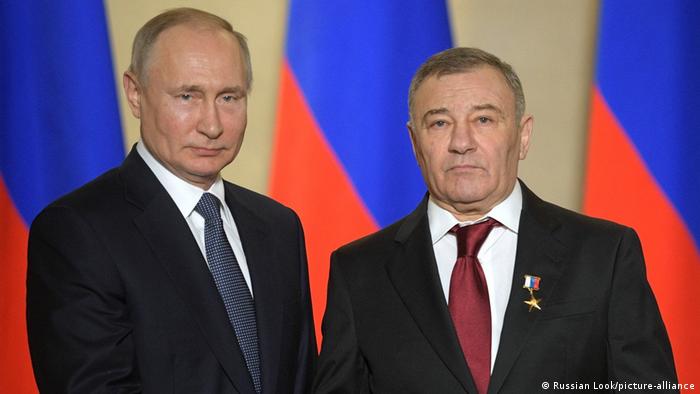 Владимир Путин и Аркадий Ротенберг са близки приятели