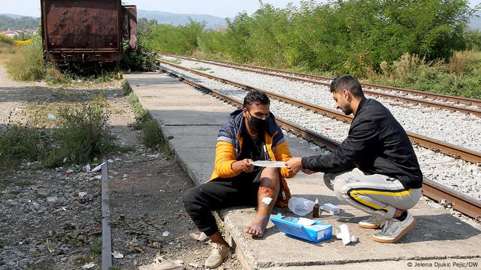 Serbien Flüchtlinge versuchen nach Bosnien und Herzegowina zu galangen