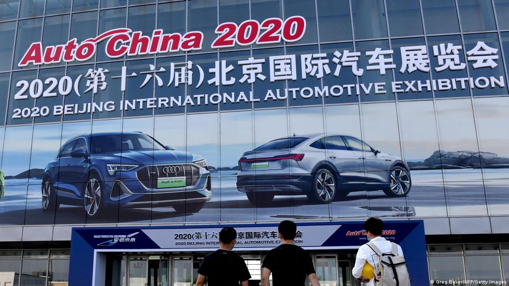 Auto China 2020 German Carmakers Look To Switch Gears Business Economy And Finance News From A German Perspective Dw 25 09 2020