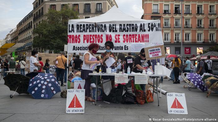 Spanien Madrid | Protest für die Wiedereröffnung des Flohmarkt El Rastro
