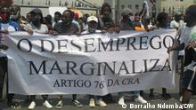 Demonstranten protestieren in Luadna gegen die Arbeitslosigkeit, während Präsident João Lourenço seine dreijährige Amtszeit beendet.
Datum: 26.09.2020.
Ort: Luanda, Angola.
Fotograf: Boralho N‘Domba, Korrespondent der Deutschen Welle.